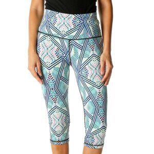 Victoria's Secret VSX Sport Aztec Print Knockout Cropped Leggings Capri Size M